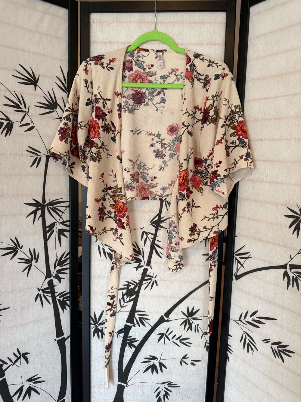 💐Floral Wrap Crop Top💐